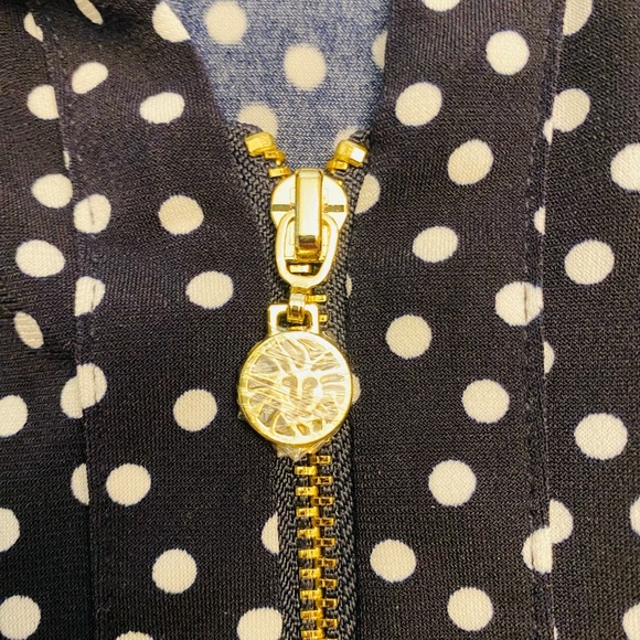 Anne Klein NWT Women’s Black and White Polka Dot Blouse - Picture 5 of 9